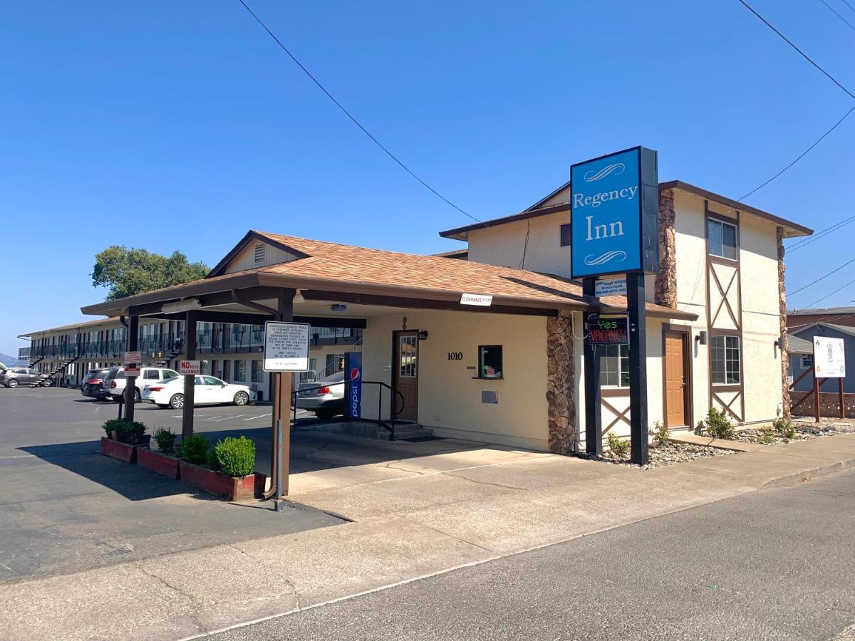 Regency Inn Lakeport Buitenkant foto