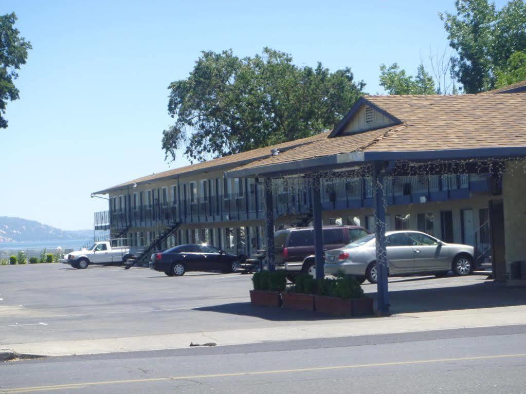 Regency Inn Lakeport Buitenkant foto